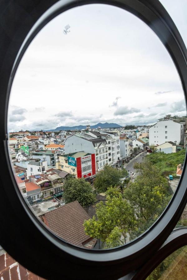 Khach San Y Lan 2 Da Lat Hotel Eksteriør billede