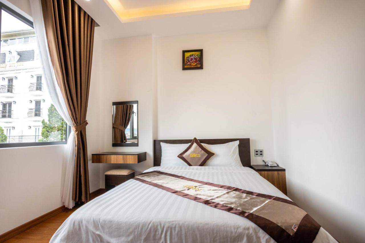 Khach San Y Lan 2 Da Lat Hotel Eksteriør billede