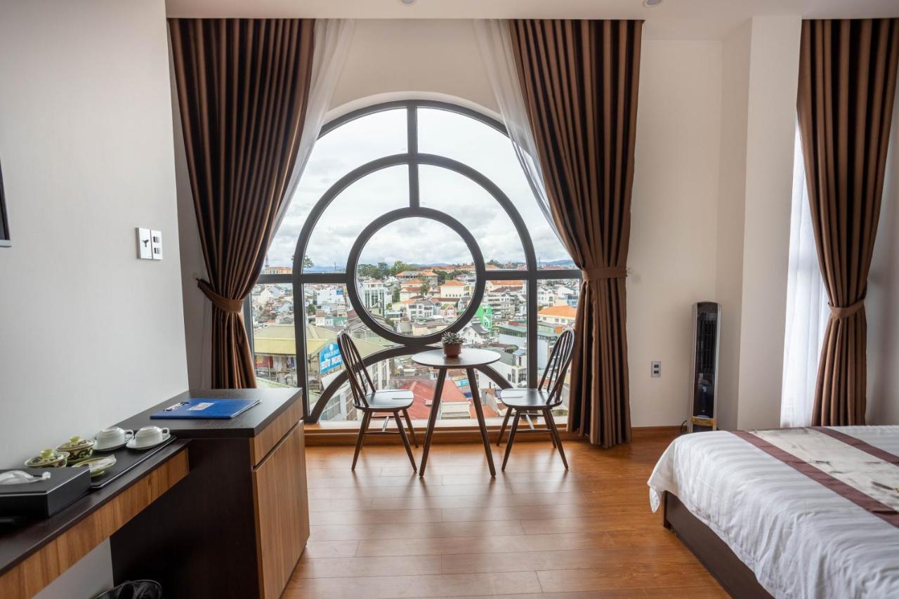 Khach San Y Lan 2 Da Lat Hotel Eksteriør billede